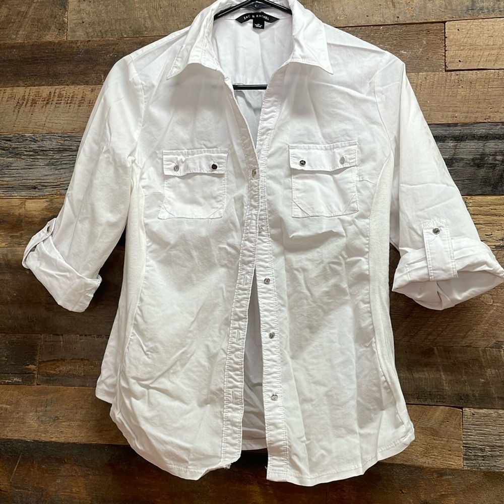 White dress shirt